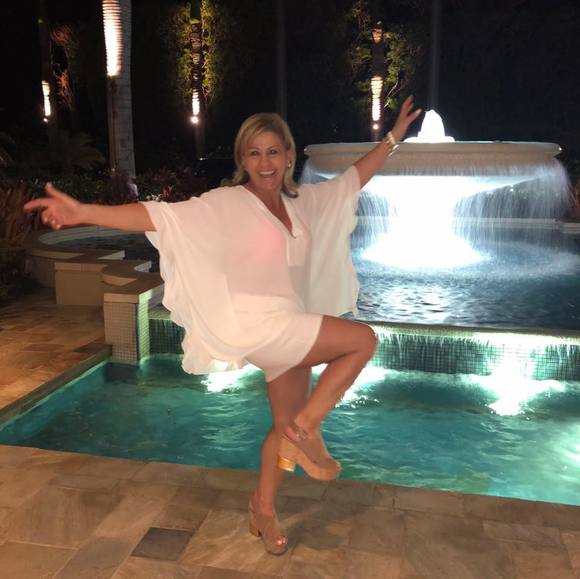 Meet your Posher, Diana - Picture 1 of 1